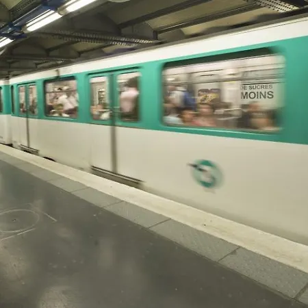 Le National Paris Hotel Clichy