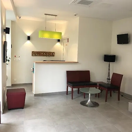 Le National Paris 3* Clichy
