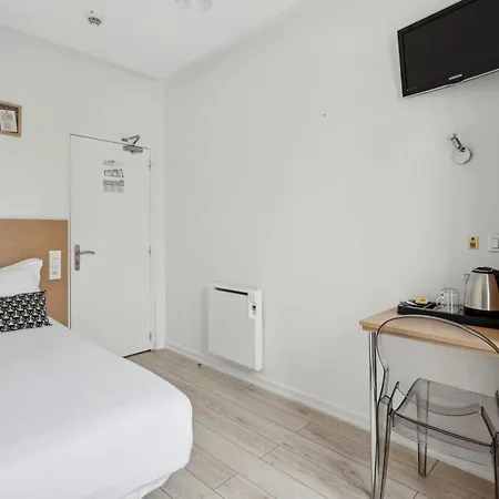 Le National Paris 3* Clichy