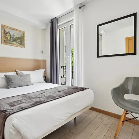 Le National Paris Hotel Clichy