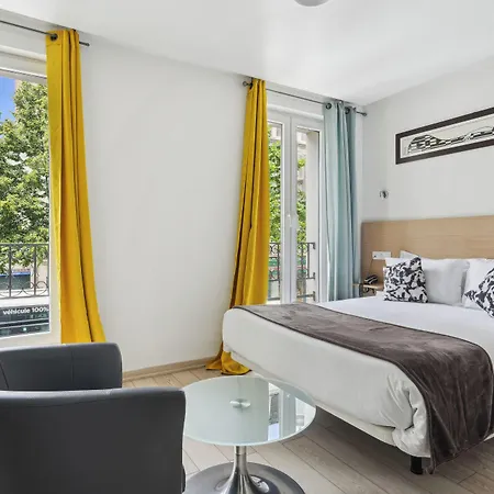 Le National Paris Hotel 3*