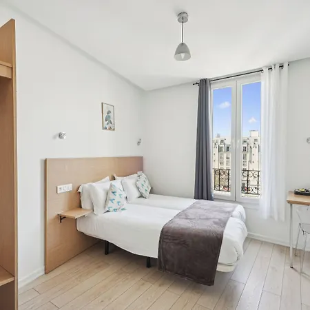 Hotel Le National Paris Clichy