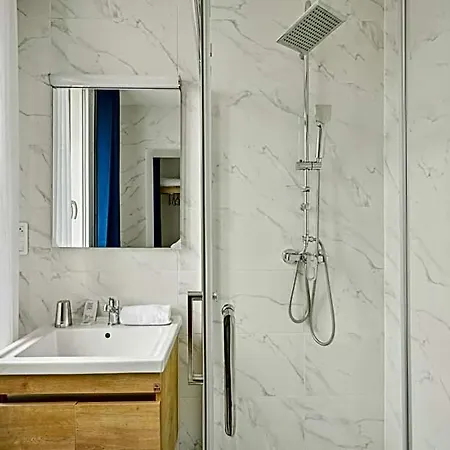 Hotel Le National Paris Clichy
