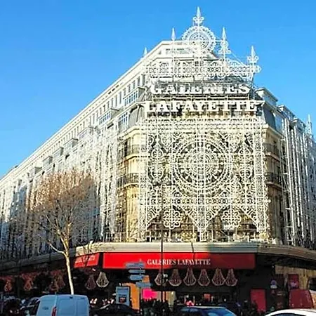 Le National Paris 3* Clichy