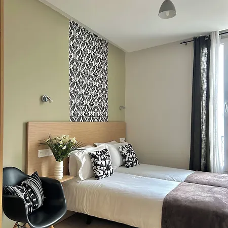 Le National Paris Hotel 3*